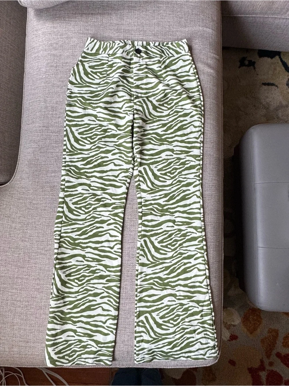 Green & White Zebra Print Flared Pants NWOT small